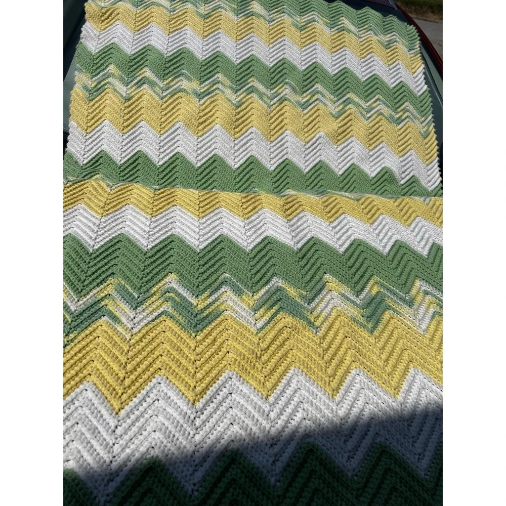 Handmade Crochet Blanket 42x79 Yellow Green White Chevron Zig Zag Throw Afghan
